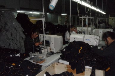 Low Minimum Clothing Manufacturer