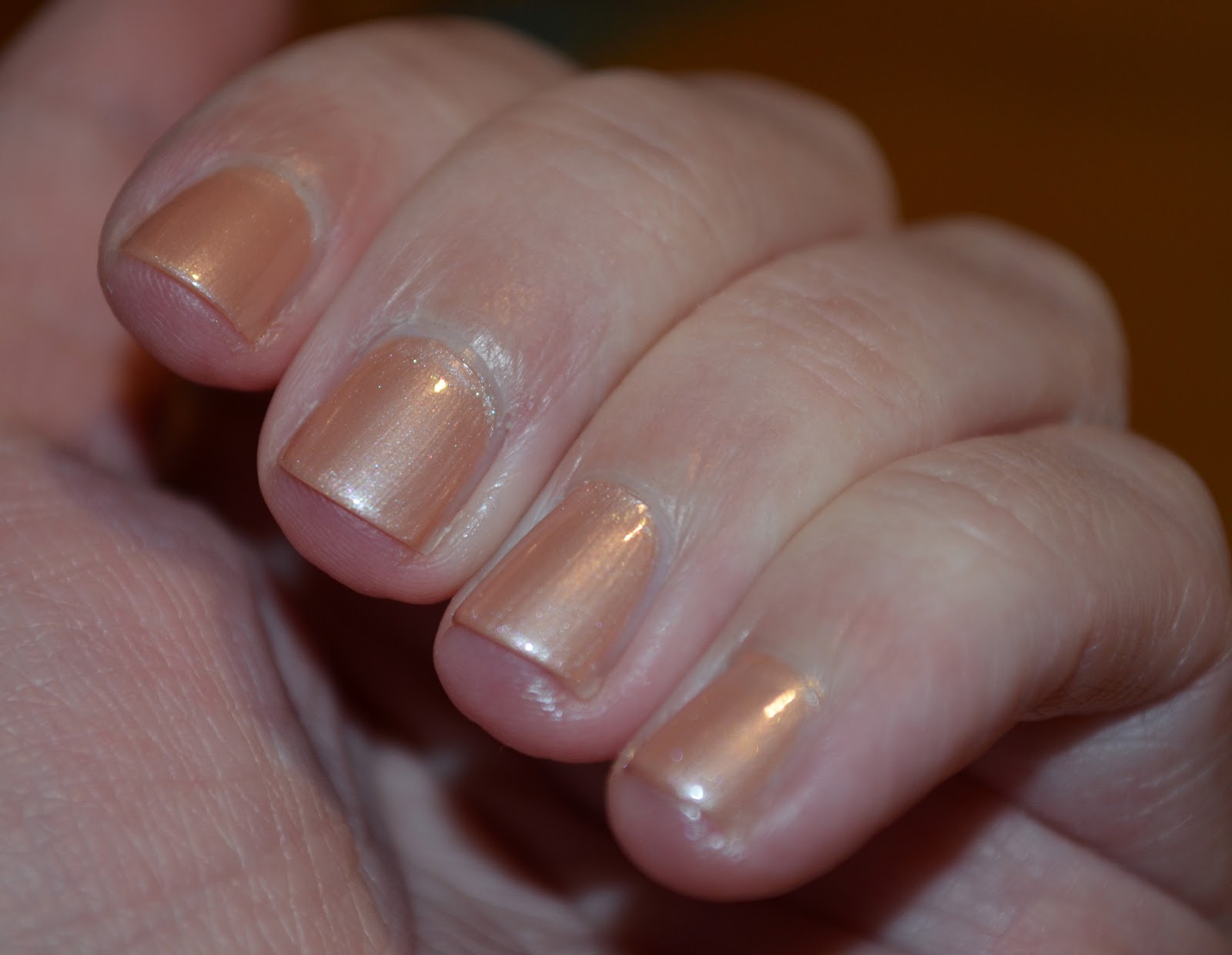 Em's Polish Paradise Swatches and Review Essie "Tea and Crumpets"