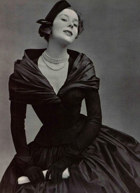 Couture Allure Vintage Fashion: Weekend Eye Candy - Christian Dior, 1951