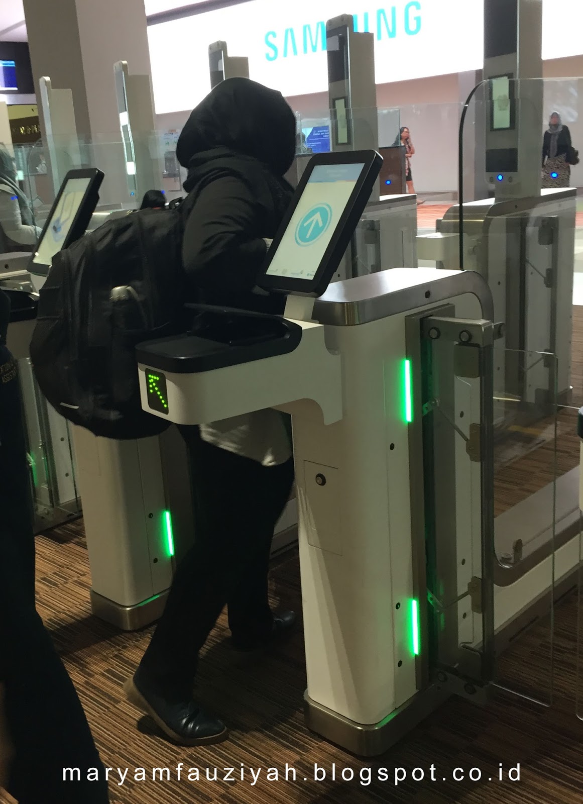 Autogate Imigrasi Bandara Soekarno Hatta Indonesia is Suppah Cool! The Day Dreamer!