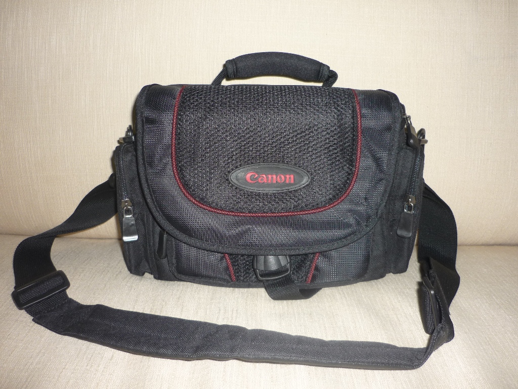 YUS BRANDED BAG authentic canon camera bag