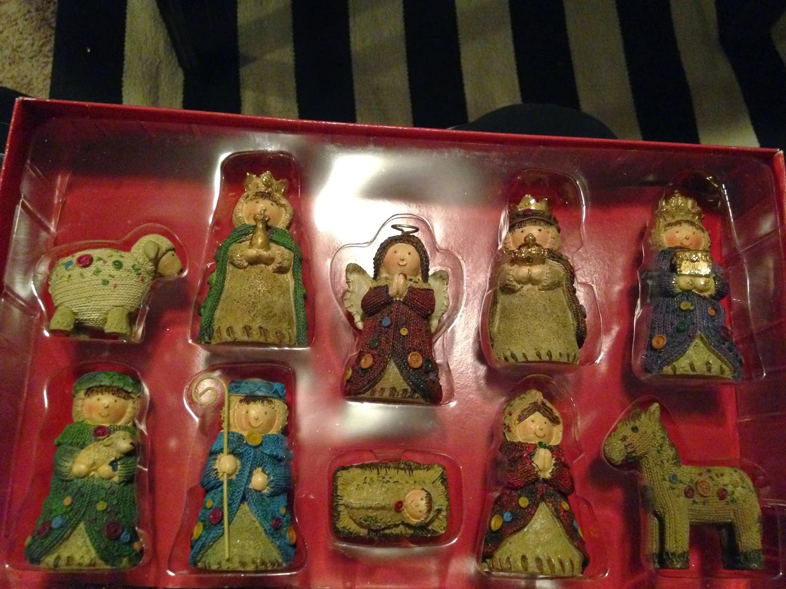 Lyndi's Projects: Painted Canvas Nativity Backdrop