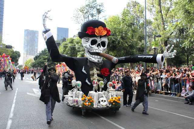 O contorno da sombra: Finados no México é dia de festa