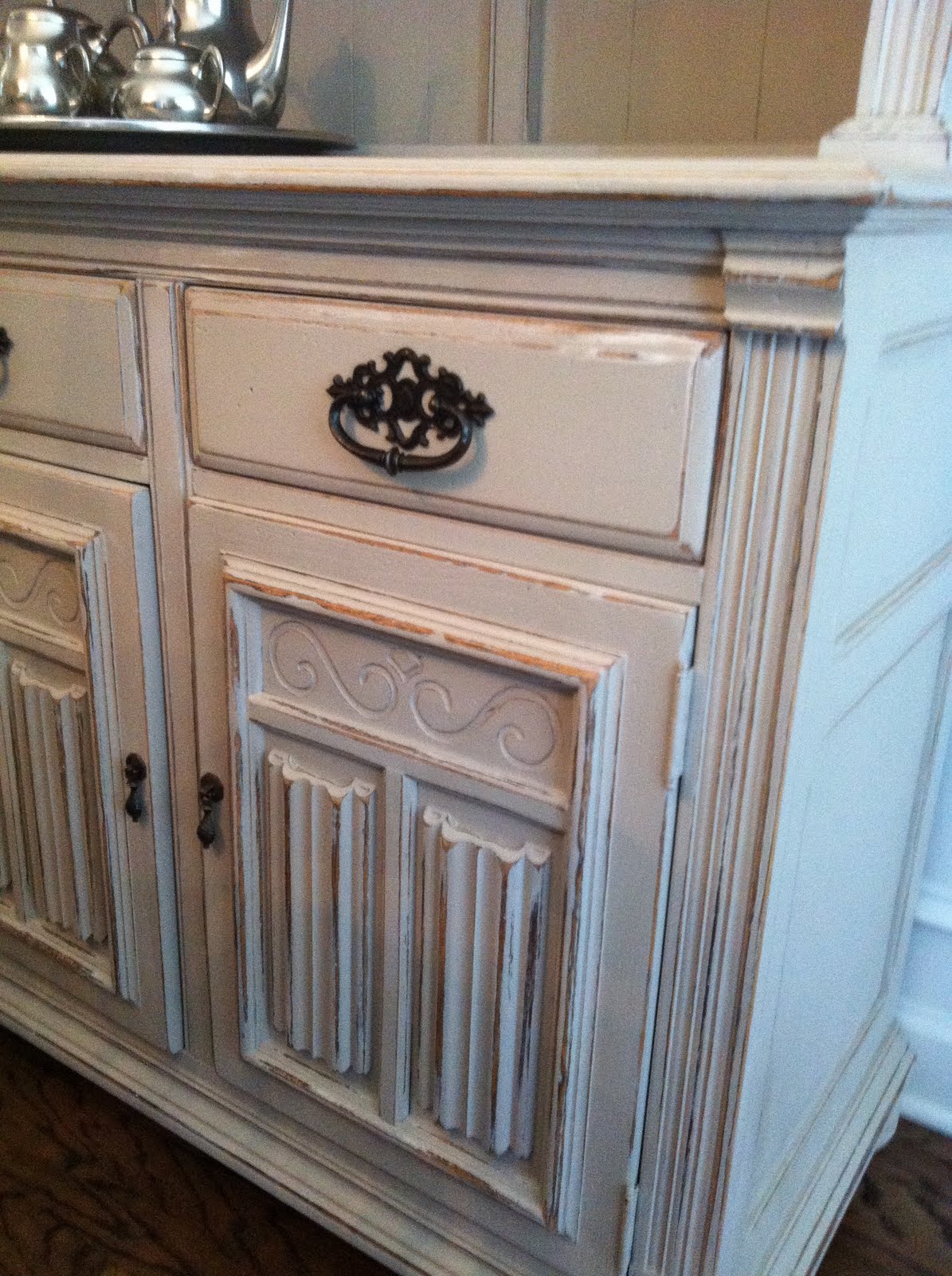 a few good pieces... furniture you can do this!