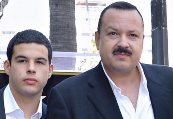 Hijo de Pepe Aguilar recibe sentencia tras declararse culpable (VIDEO) Hijo de Pepe Aguilar recibe sentencia tras declararse culpable (VIDEO)