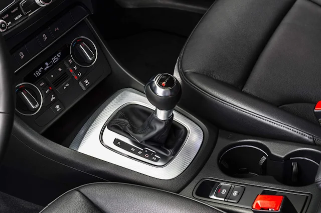 Novo Audi Q3 2016 - transmissão automática S-Tronic