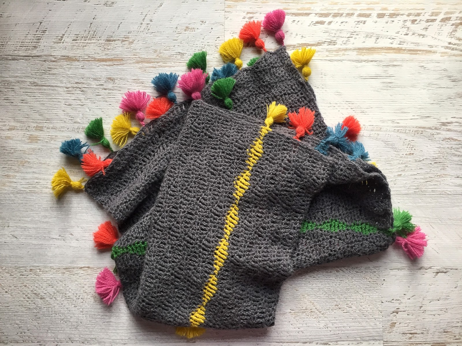 Fifty Shades of 4 Ply Tassel Scarf Reveal