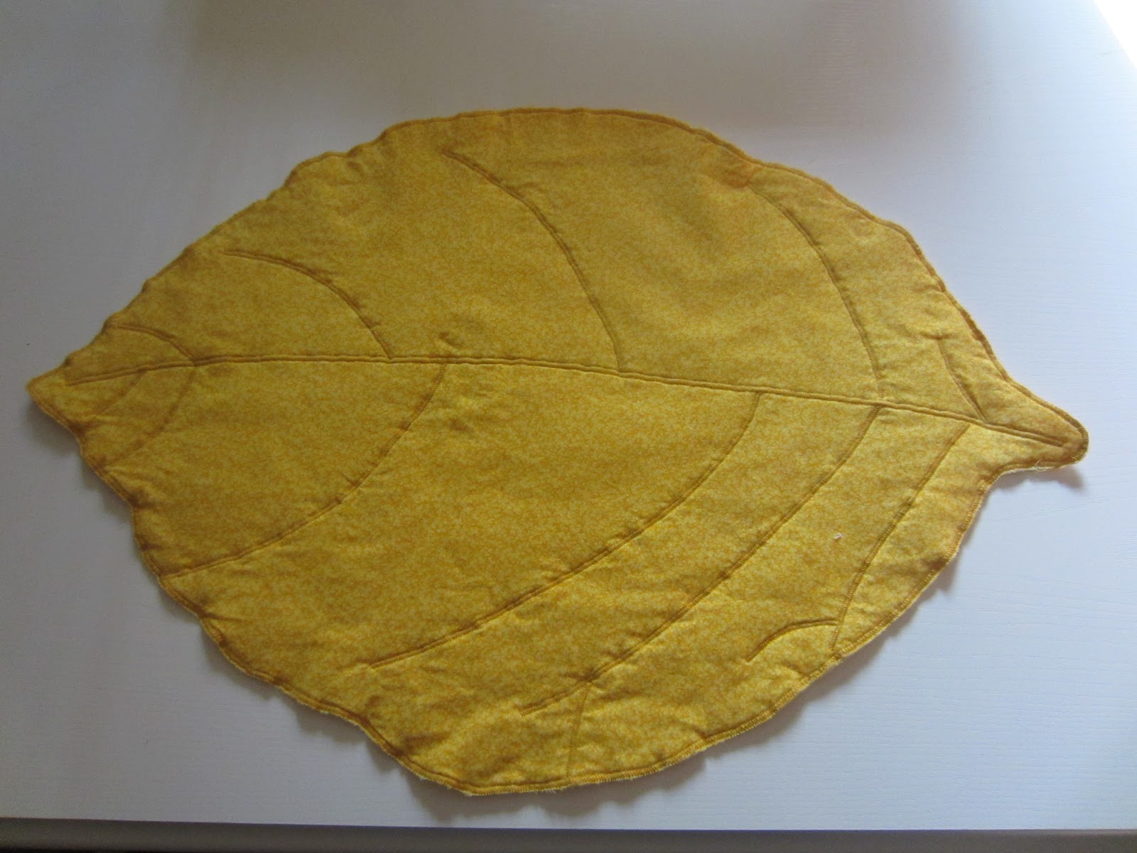 My Patchwork Quilt AUTUMN LEAVES PLACEMATS & COASTERS