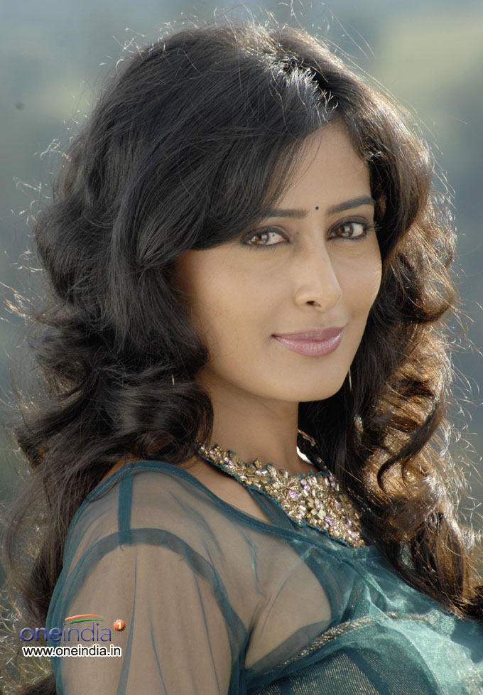 Latest Film News Online Actress Photo Gallery Krishnan Marriage Story Reviews Stills News