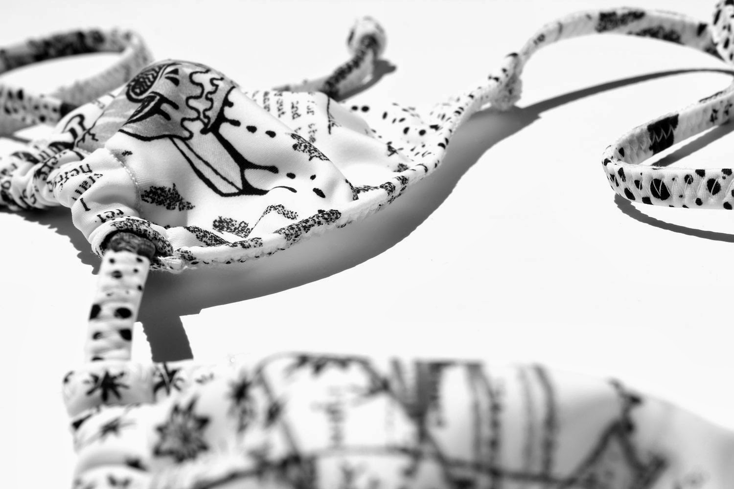 The Makers' Journal HOW TO attach swimwear elastic