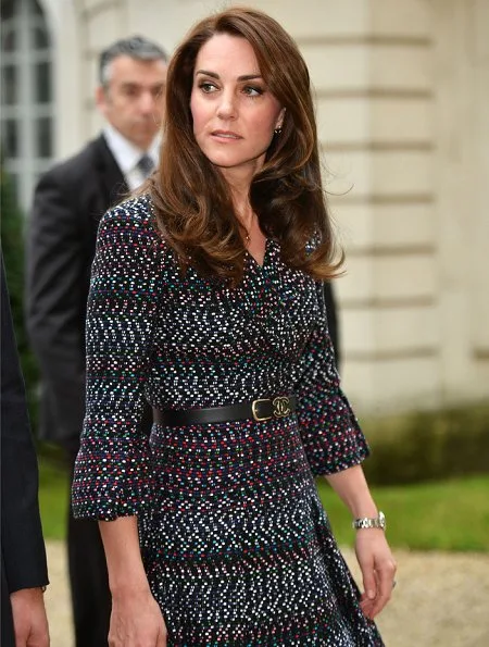 Kate Middleton wore Chanel coatdress from Spring/Summer 2017 Pre-Collection and Tod's Fringed Pumps. The Duchess carrying a Chanel bag
