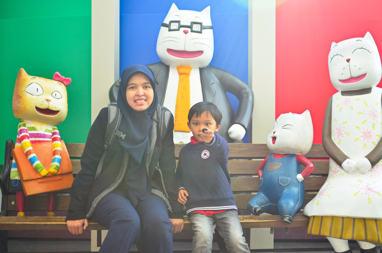 Finger Painting Yuk | www.khairiah.com Finger Painting Yuk | www.khairiah.com