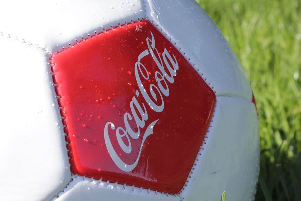 DIY : Coke bottle - 5 Great Ideas DIY : Coke bottle - 5 Great Ideas