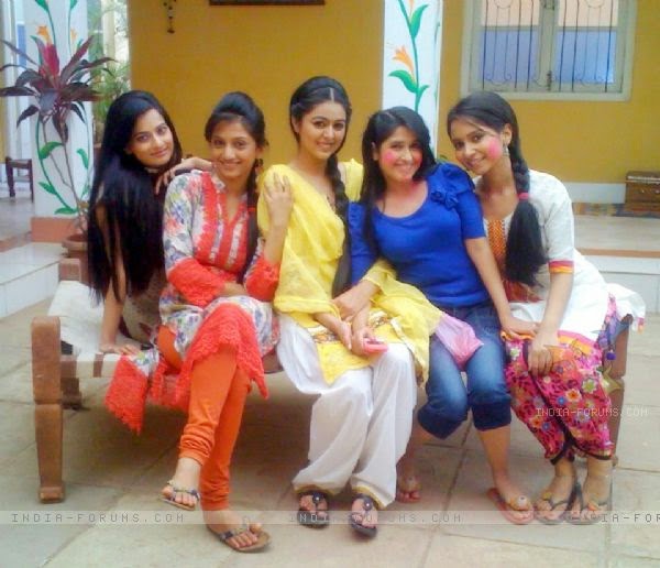 Foto Pemeran Kunti di Mahabarata ( Shafaq Naaz ) | Khusus Android 2015
