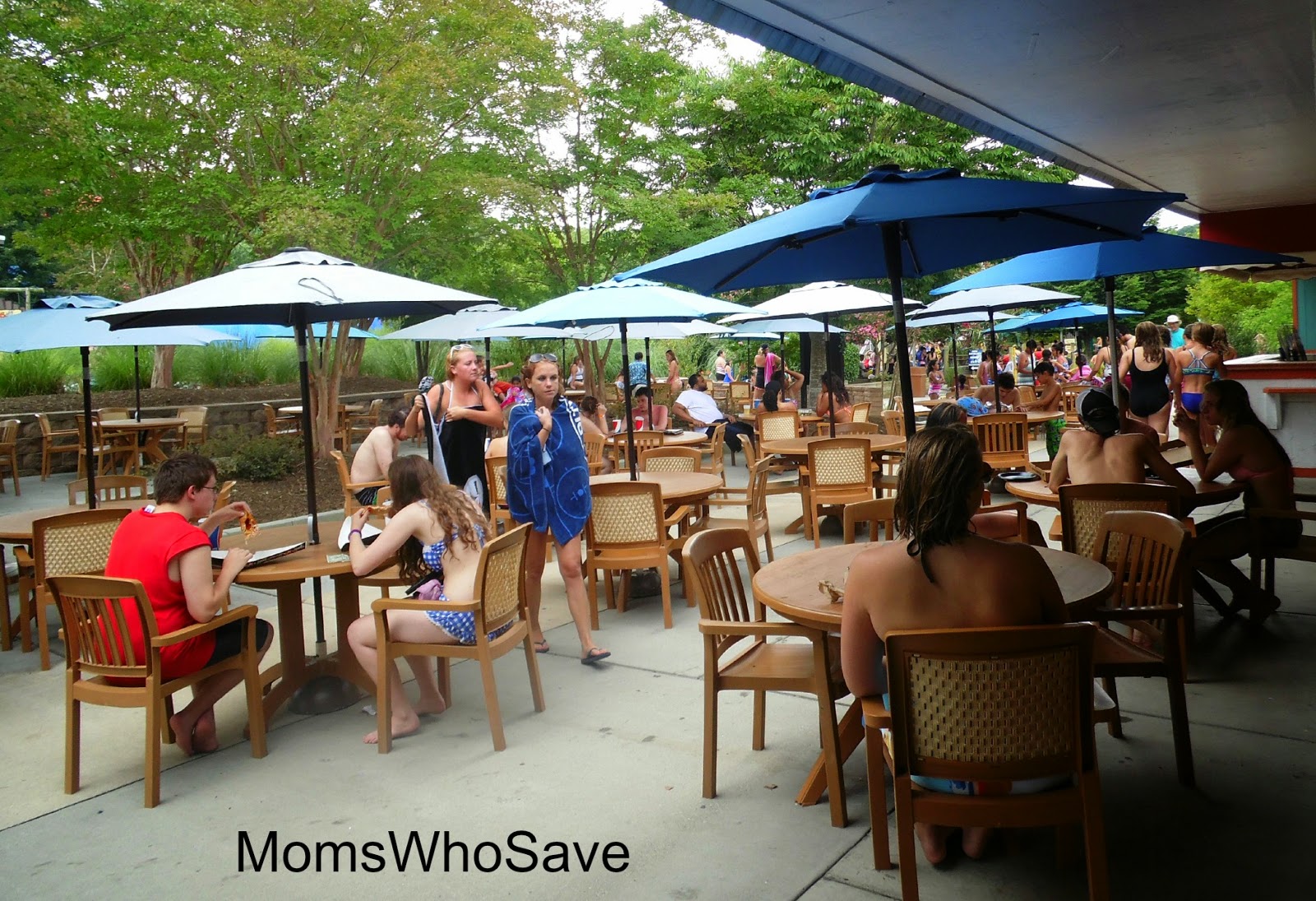 We Had a Blast at Wet’N Wild Emerald Pointe & You Can Still Grab Your Discount! #EmeraldPointeFun 10 wwfood