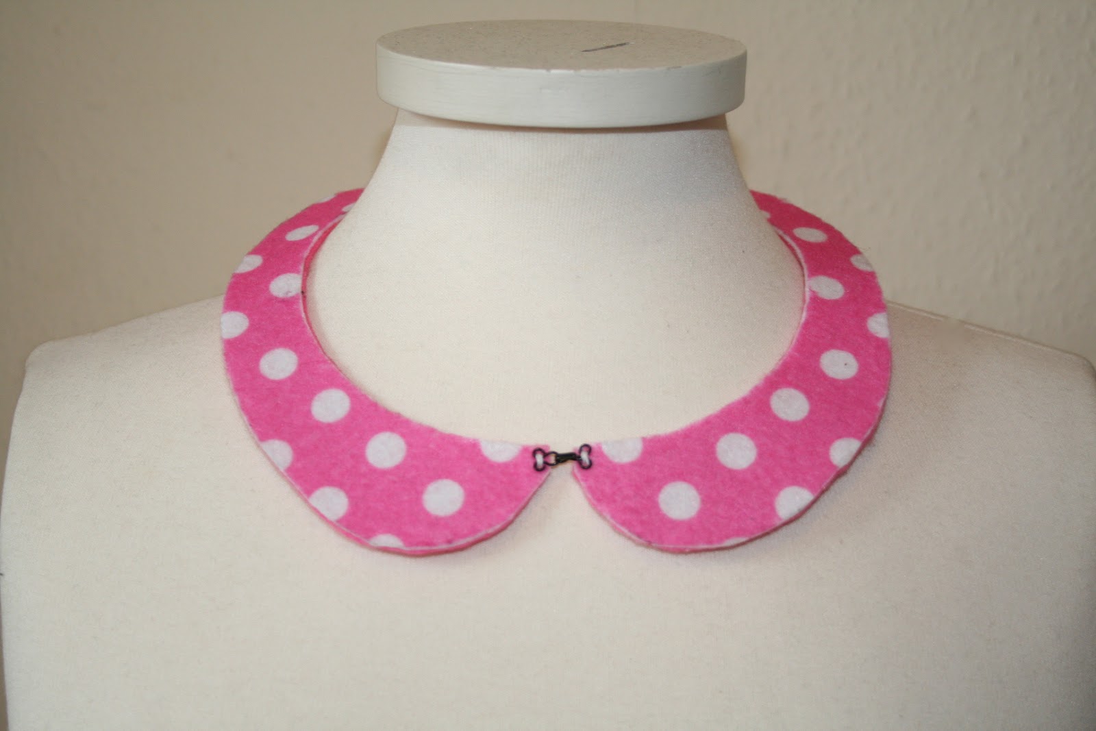 djalicat designs New Felt Collars!