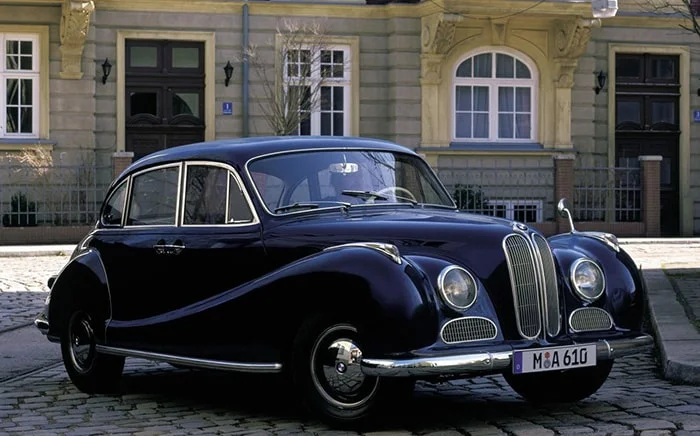 Первый автомобиль в истории BMW