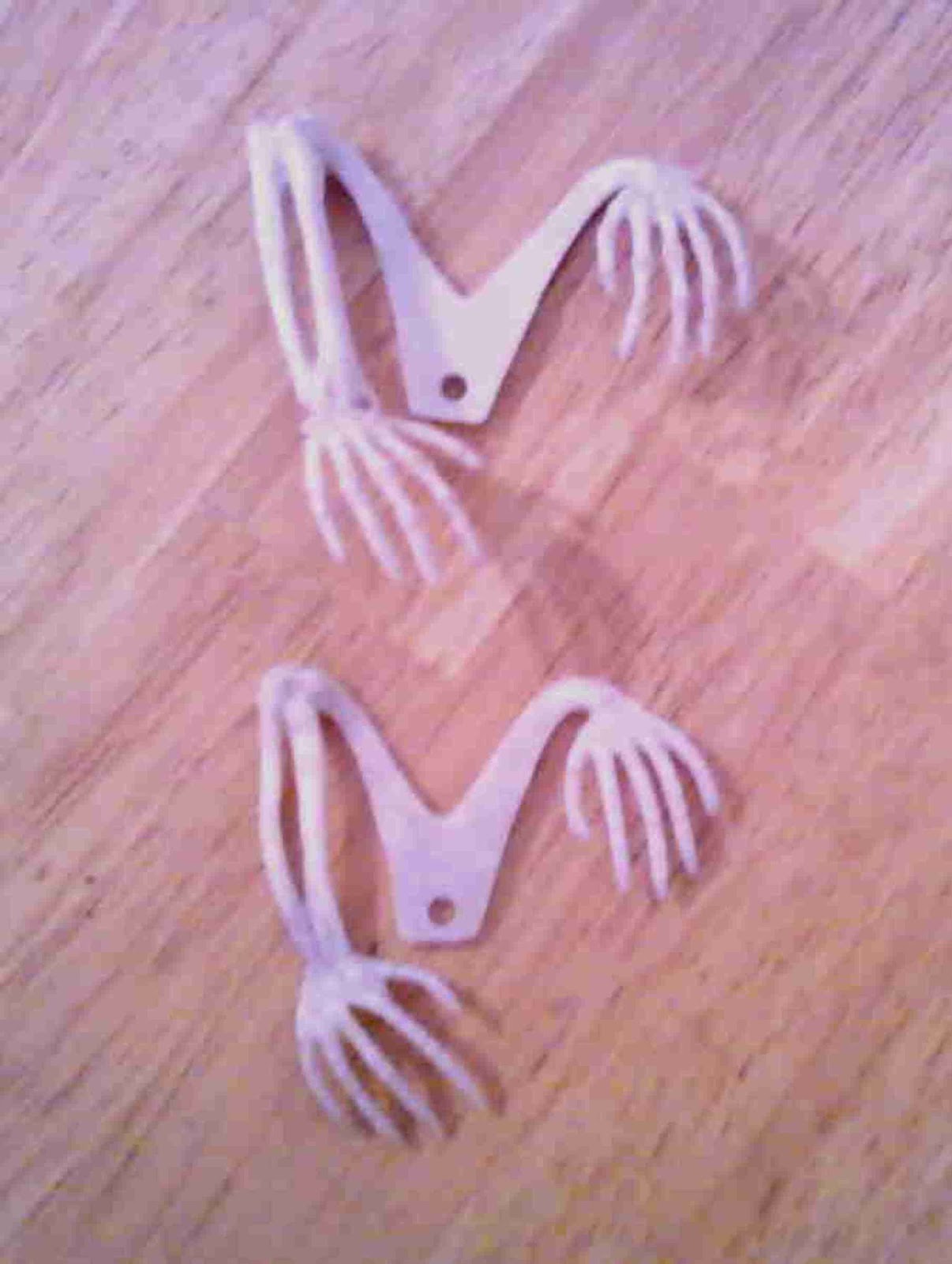 Mark's Super Blog Plastic Skeleton Hands and Fun Nights