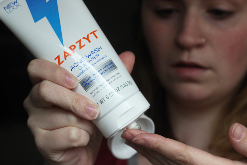 beauty-when-your-pimple-won-t-go-away-zit-zappin-skincare-routine