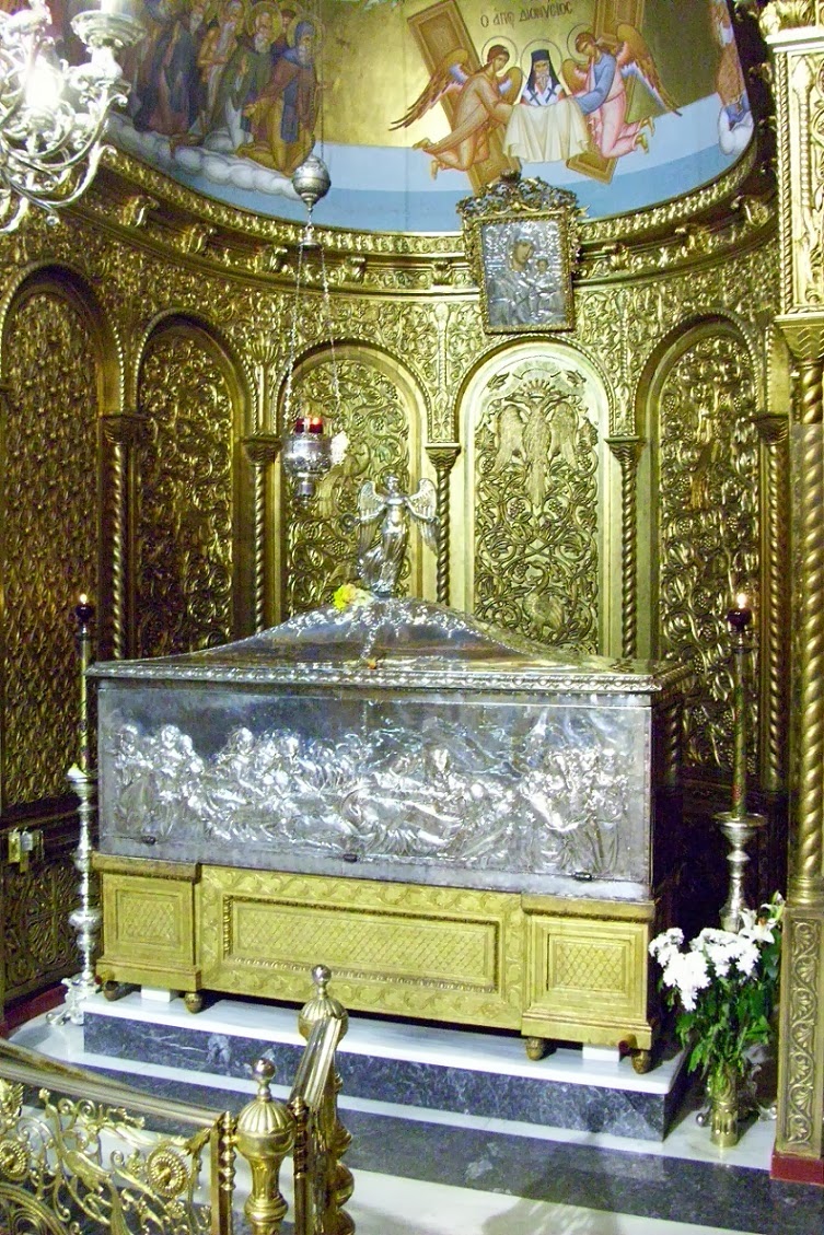 Οι ιερές εμβάδες του Αγίου Διονυσίου - Ιστορία και παράδοση http://leipsanothiki.blogspot.be/