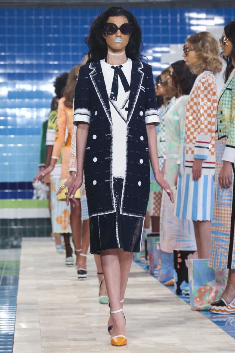 Thom Browne Spring Summer 2017 - New York Fashion Week thom-browne, thom-browne-spring-summer, thom-browne-printemps-ete, nyfw, nyfw16, new-york-fashion-week, runway-photos, model-photos, fashion-photos, thom-browne-ss17, thom-browne-spring-summer-new-york-fashion-week, dudessinauxpodiums, du-dessin-aux-podiums