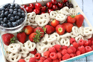 Flag Fruit Dessert - familyfreshmeals.com Flag Fruit Desser
