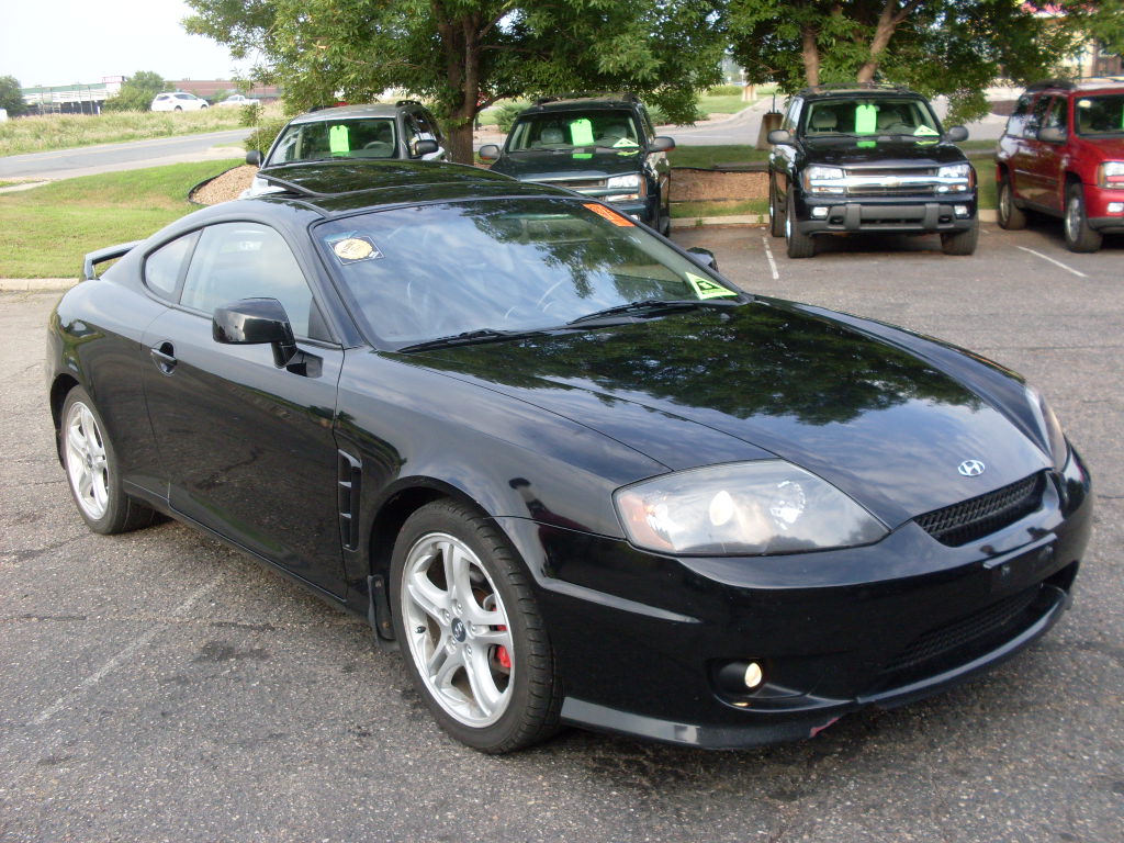 Hyundai Tiburon черный