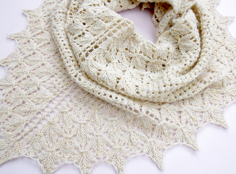 Loden Shawl - A Pattern by Irina Dmitrieva | Red Pepper Quilts 2015