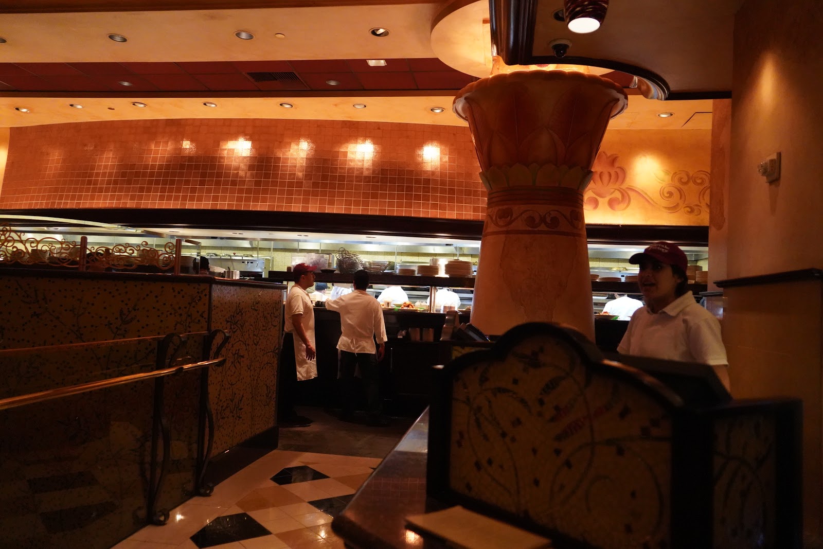 まっくの日記 サンフランシスコ UNION SQUAREのcheesecake factory