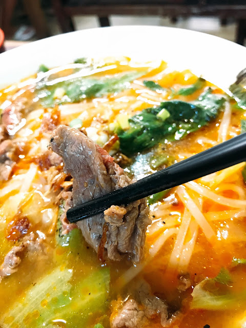 【台南永康區】小河道地越南美食館，頗具特色份量嚇死人越南美食