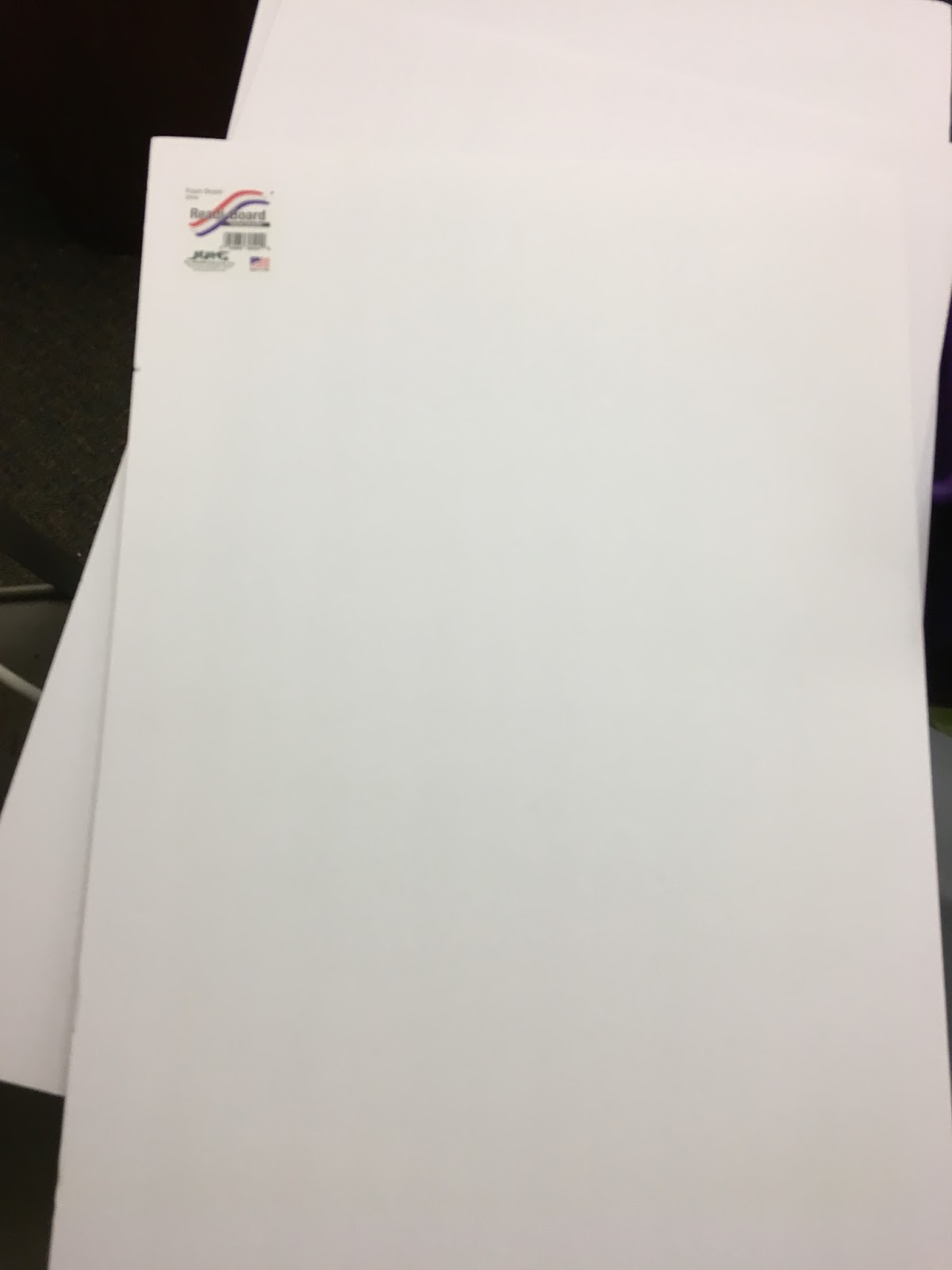 iTEach it All Teacher Hack! Turn an old chalkboard into a bulletin