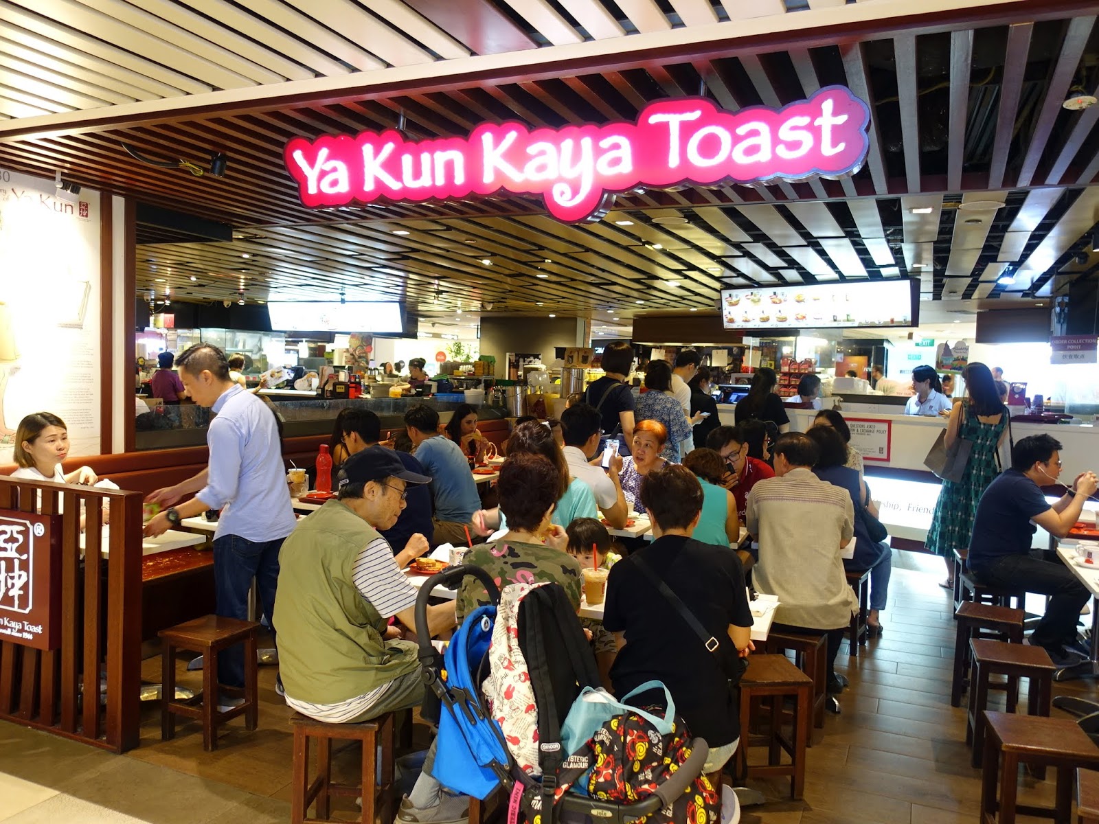 Ya Kun Kaya Toast at Raffles City (Singapore, SINGAPORE) ★★★★☆  A