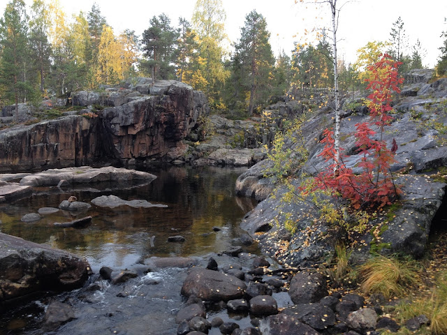 พักร่างที่ Storforsen