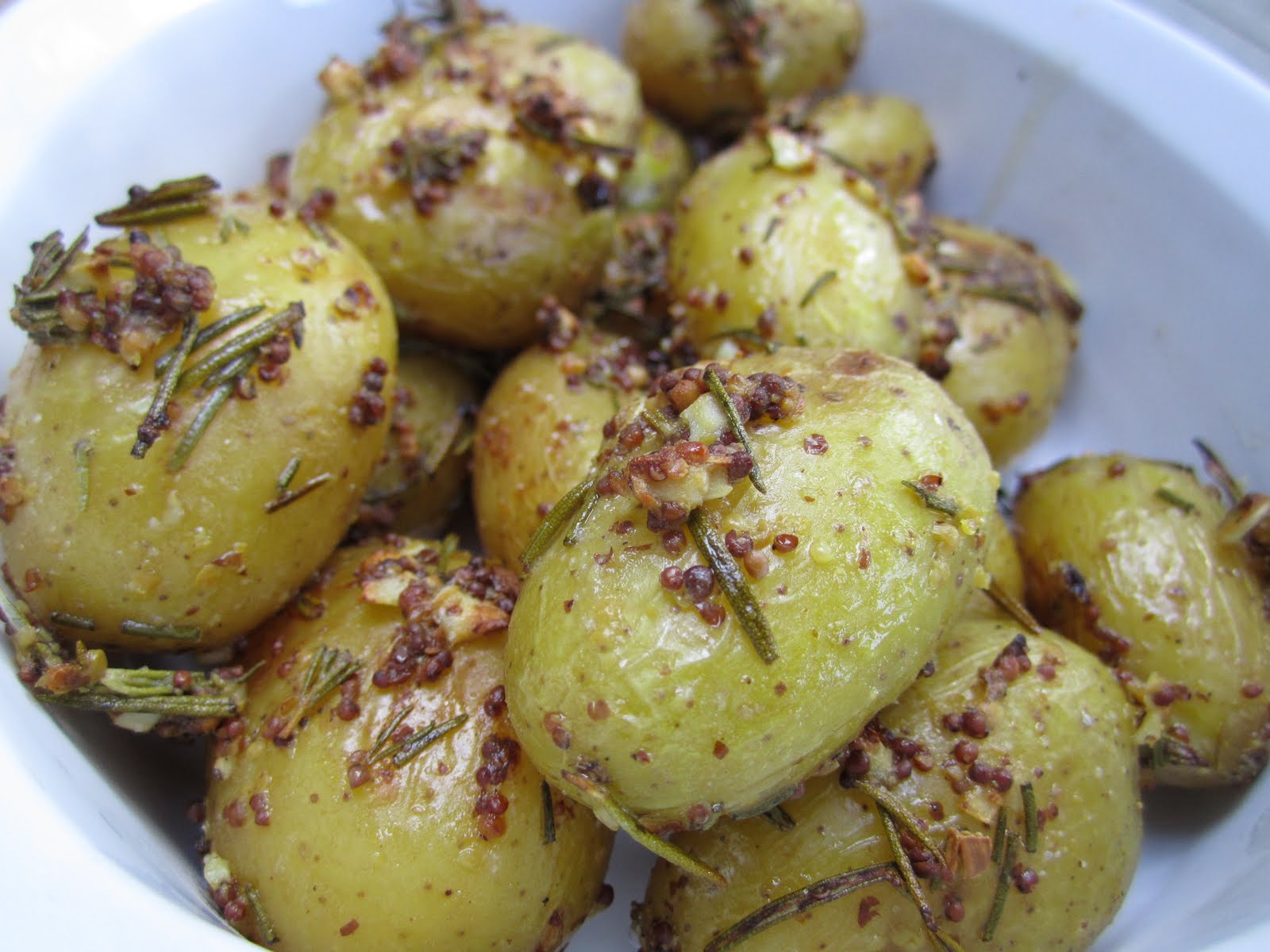 Experiencing Life Together GarlicRosemary Roasted Baby Potatoes