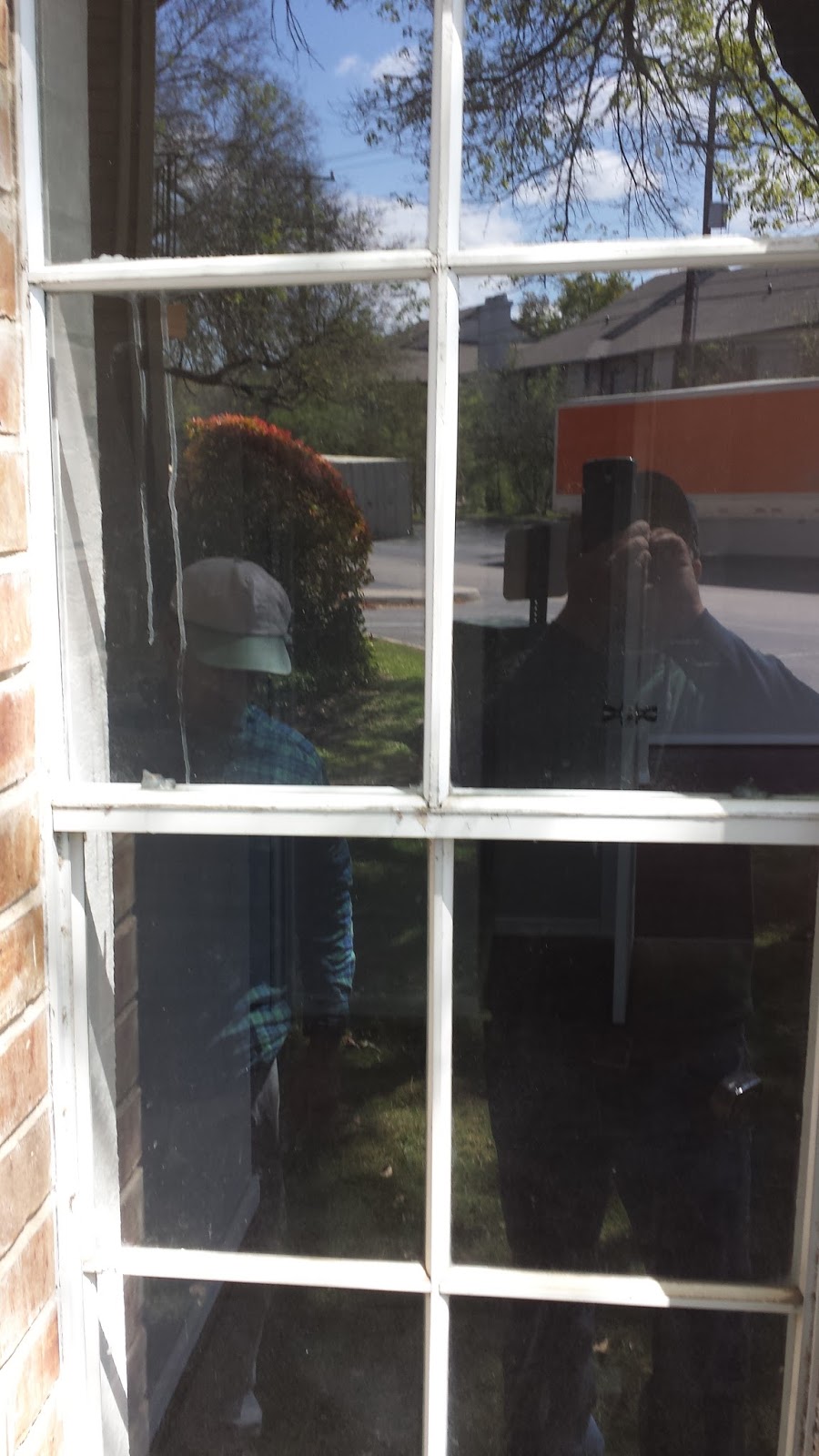 Silva's Carpentry of San Antonio Glazing Bead Replacement