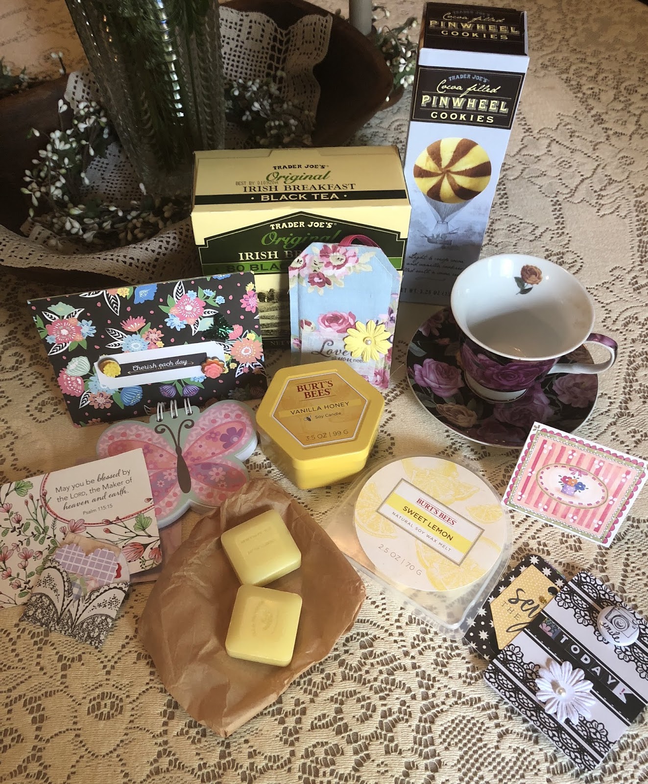 Lady Linda ♡ Stephanie's Lovely Tea Cup Exchange Reveal Day!