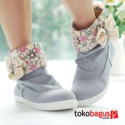 Sepatu Remaja Masa Kini 2