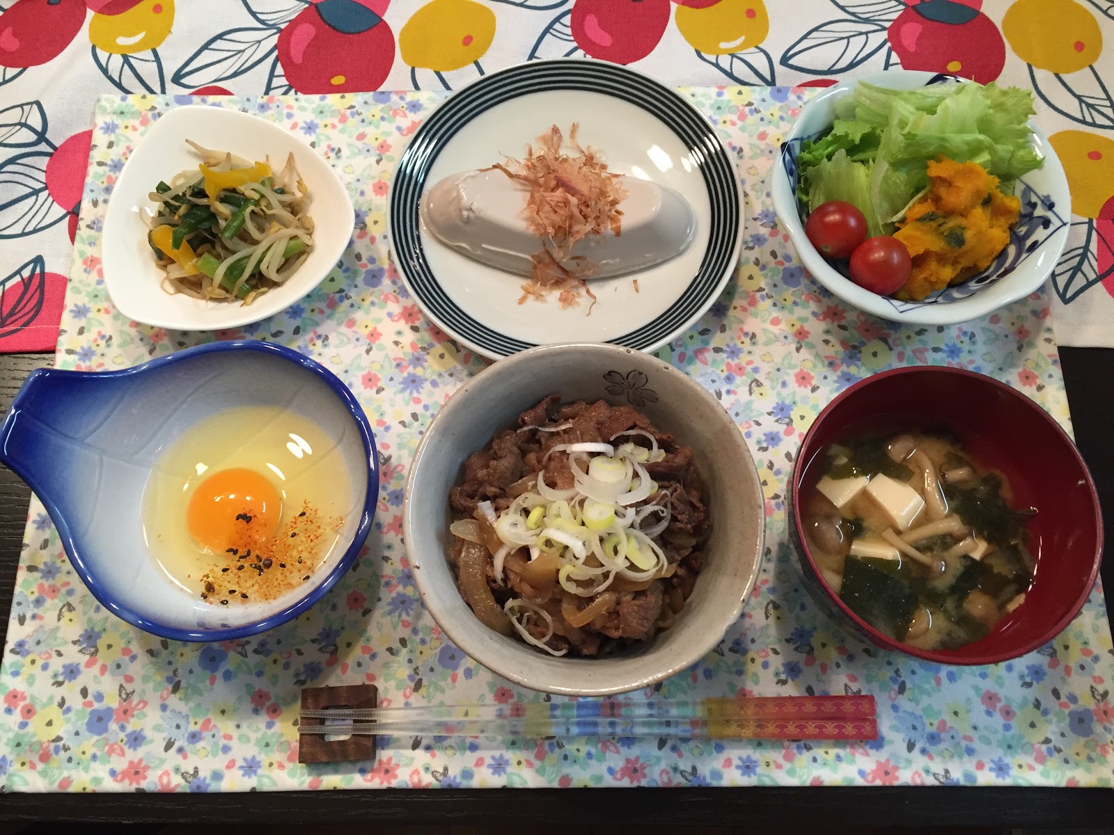 献立 牛丼