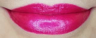 Avon mark. Epic Lip Lipstick in Luv U