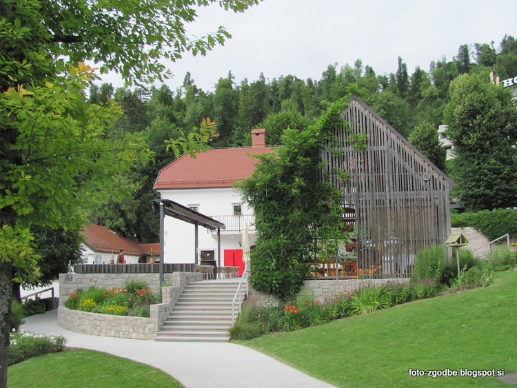 Postojna, Jamska cesta 27, Modrijanov mlin Slovenija, Notranjska