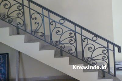 10 Model Railing dan Balkon Besi semi Tempa dan Siap Menerima Pesanan 10 Model Railing dan Balkon Besi semi Tempa dan Siap Menerima Pesanan