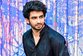 Amaal Mallik Family Wife Son Daughter Father Mother Age Height Biography Profile Wedding Photos