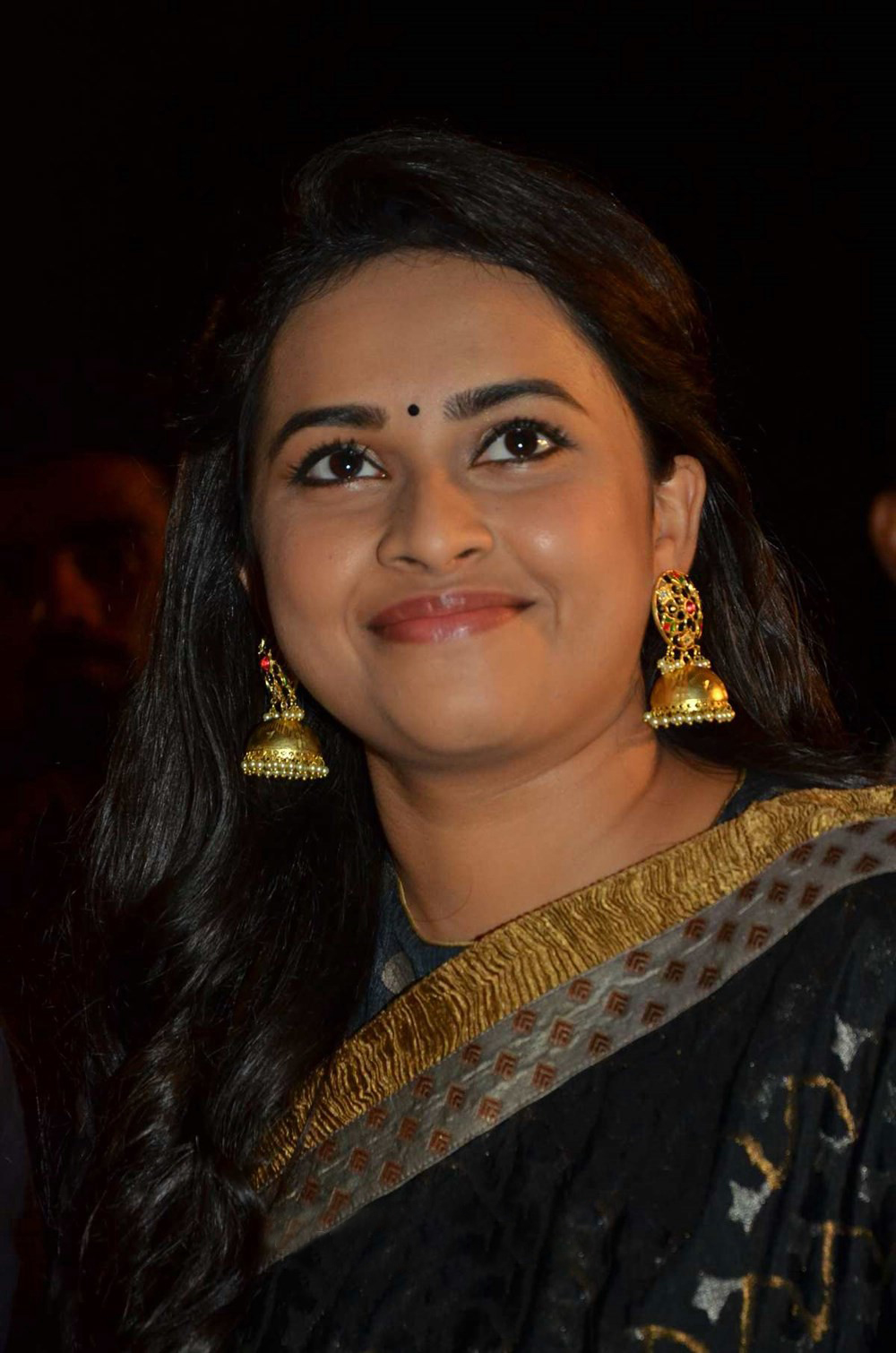 Actress Sri Divya New Dazzling Stills in Saree