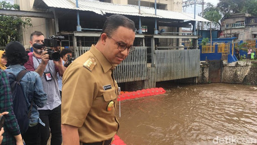 Belum Pernah Kena Damprat Sekejam Ini, Anies Bener Bener Dipermalukan Anggota DPRD DKI Belum Pernah Kena Damprat Sekejam Ini, Anies Bener Bener Dipermalukan Anggota DPRD DKI