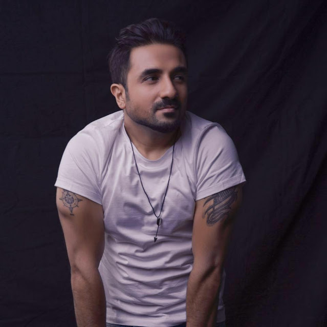 Vir das wife, height, wiki, net worth, age, family, son, parents, born, mother, father name, caste, qualification, nationality, house
