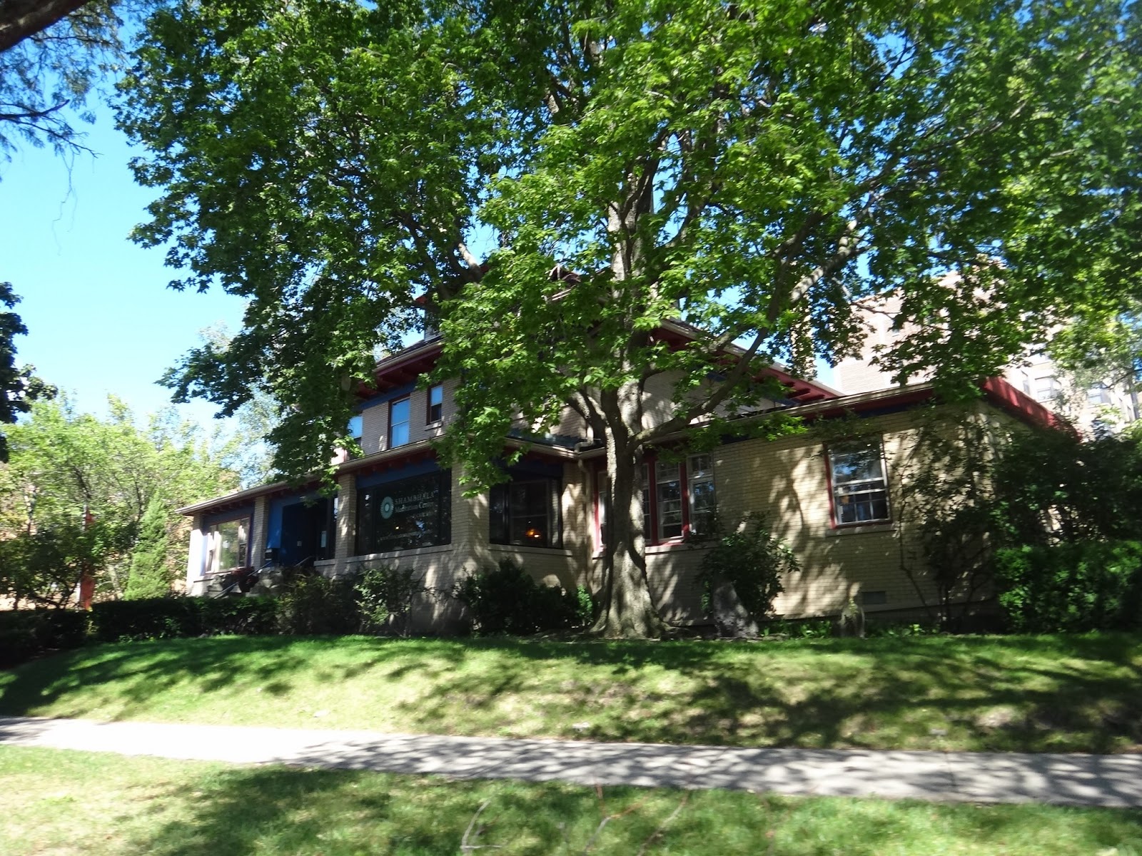 Rogers Park in 1,000 words The Character of Rogers Park Rogers Park updates