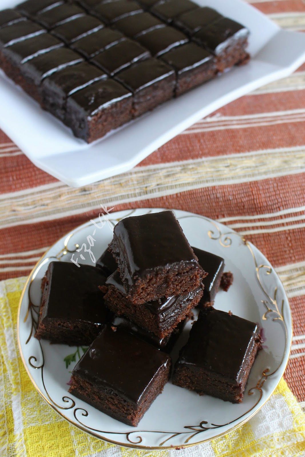AMERICAN CHOCOLATE BROWNIES | Fiza&amp;#39;s Cooking