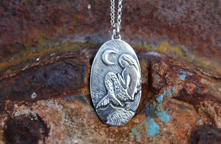 Silver Mermaid Pendant by Leisa Howes Jewellery - SilverMoss Jewellery blog Silver Mermaid Pendant by Leisa Howes Jewellery
