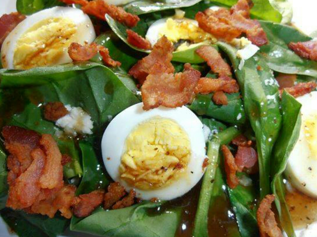I'm a Foodie! @immafoodie: Spinach Salad with Hot Bacon Dressing