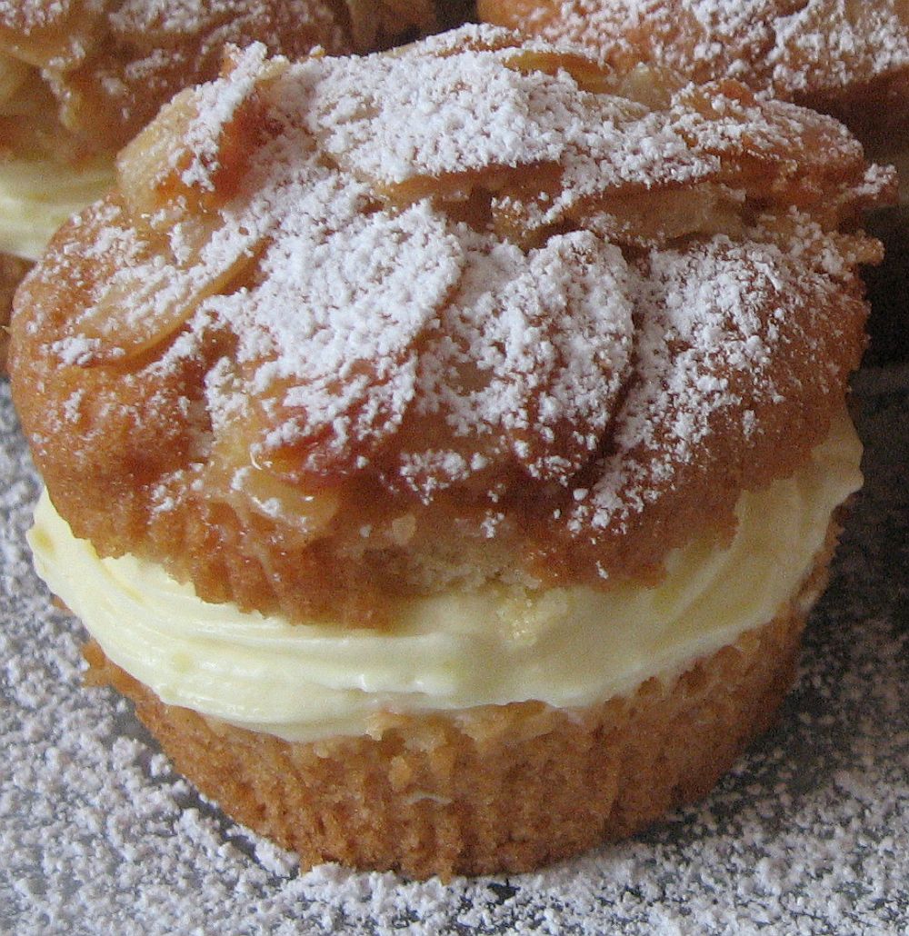 Kate, Küche und mehr...: Bienenstich-Muffins